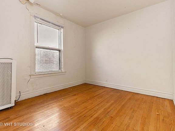 5th image of 1425 N Luna Ave