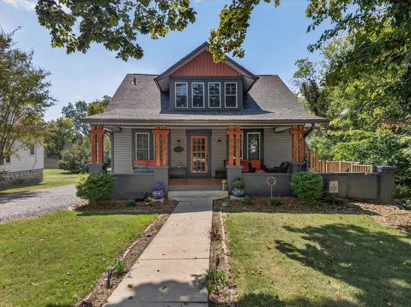 206 Bright Ave, Fayetteville, TN 37334