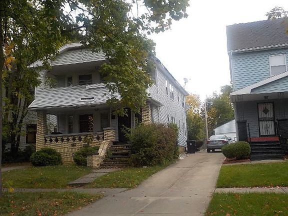 3rd image of 3847 E 146th St