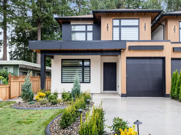 5668 10a Ave, Delta, BC V4L 1C2