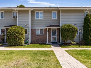 39 28th St S #13, Wasaga Beach, ON L9Z2E4