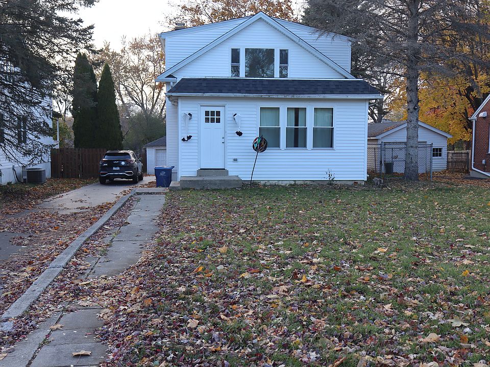 1st image of 2740 Western Ave #2