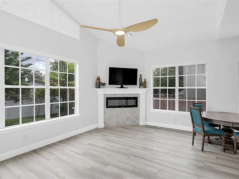 1006 Nottingham St — Photo 20