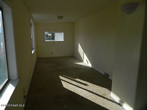 4th image of 13625 S Spring Ln