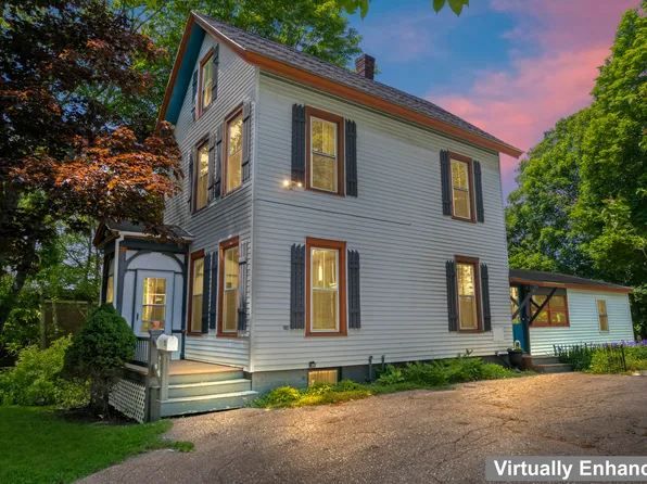 12 Eastern Avenue, Boothbay Harbor, ME 04538