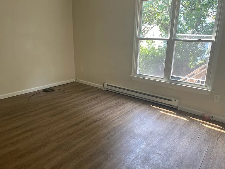 108 Morris St #1 — Photo 5