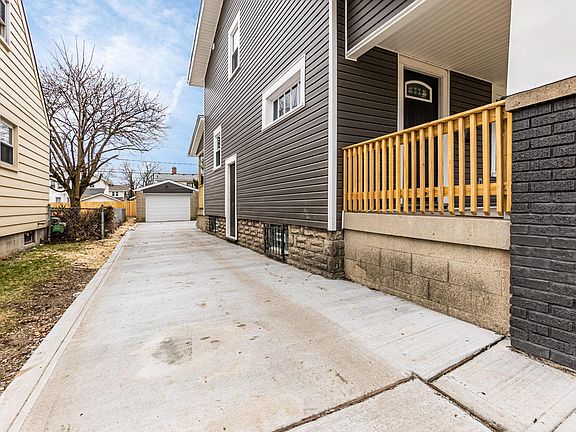 4th image of 527 Nashoba Ave
