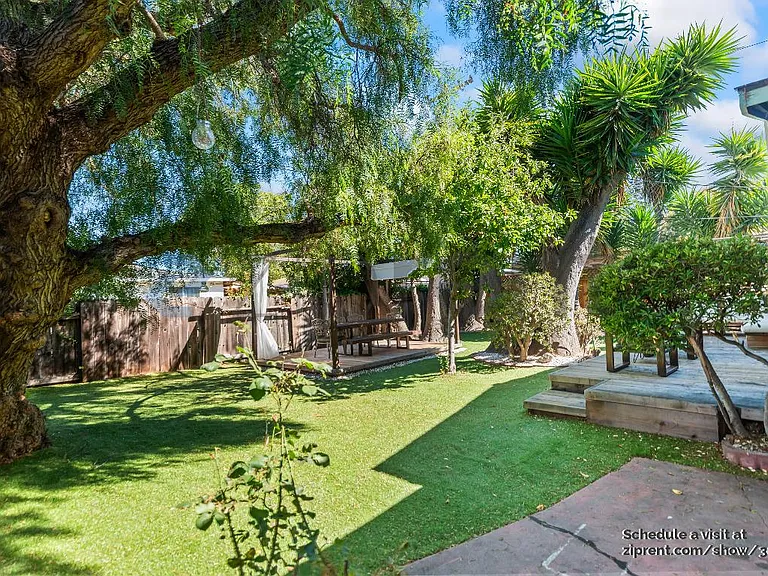 1038 Colton Ave — Photo 29