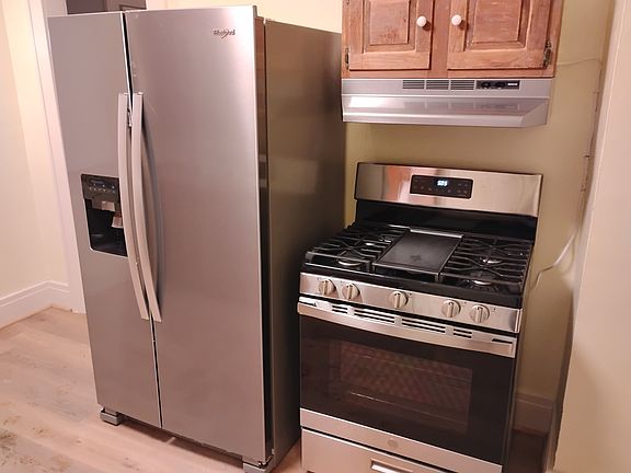4th image of 168 Mildred Ave #168