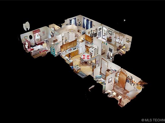 4th image of 1104 N D St