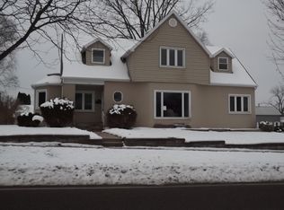 503 Wyman St, New London, WI 54961