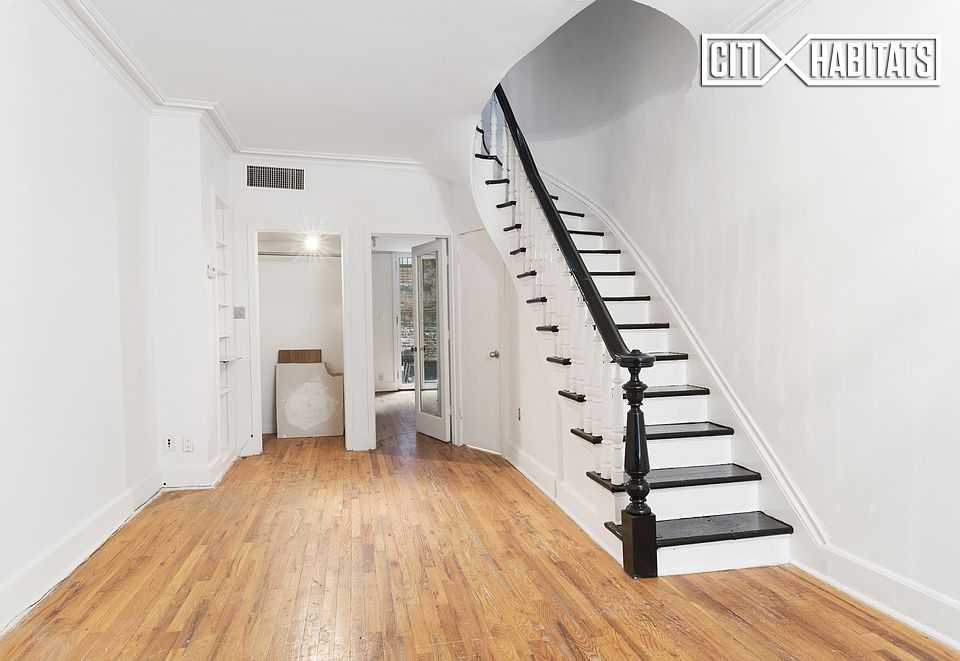 1st image of 111 Lexington Ave