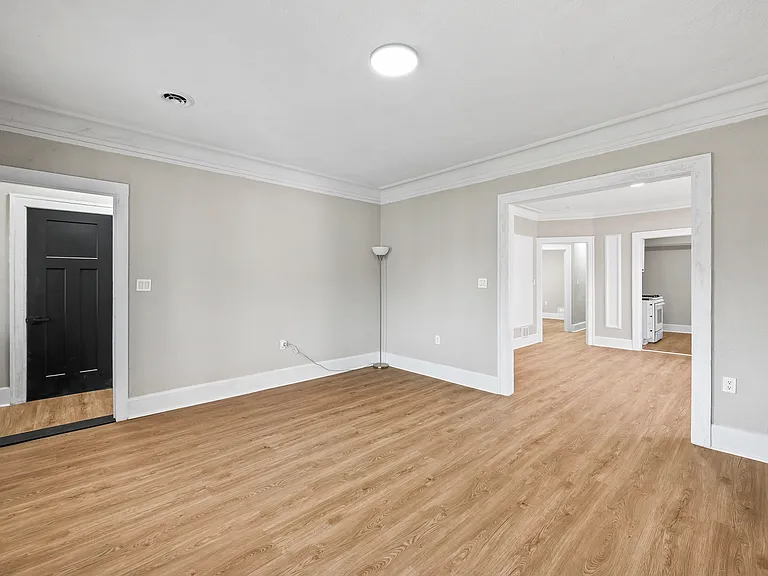 2254 Taylor St #2 — Photo 10
