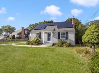 59 King Phillip Dr, North Kingstown, RI 02852