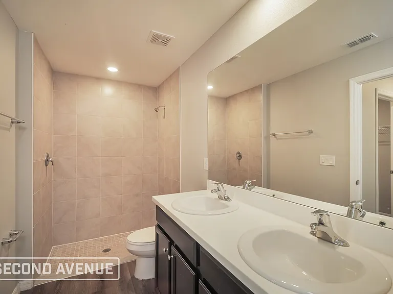 1150 NW 19th Pl — Photo 16