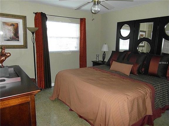 5th image of 8402 S Flintrock Ct