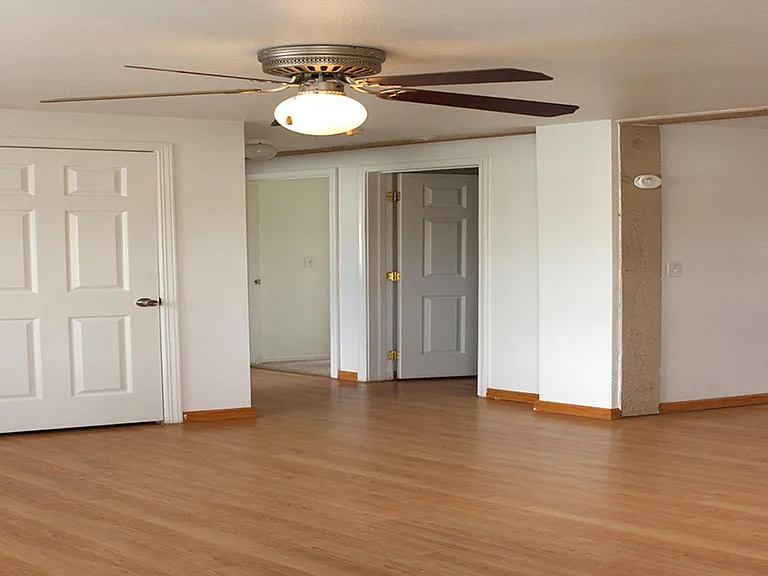 Mountaineer Village — Photo 20