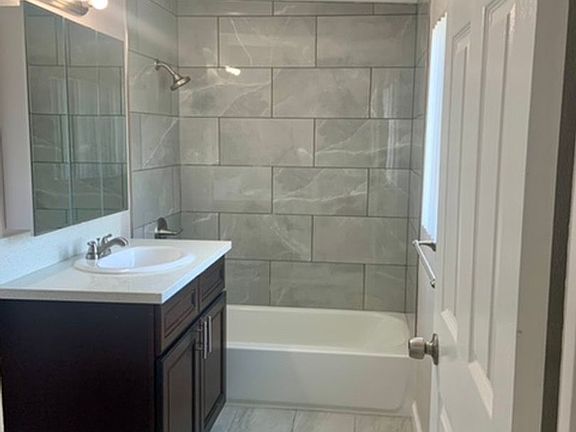 5th image of 1410 W 227th St APT 15