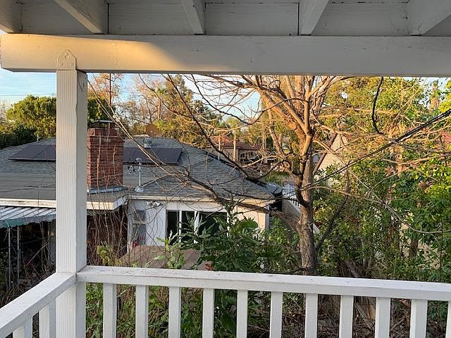 1st image of 13846 Magnolia Blvd