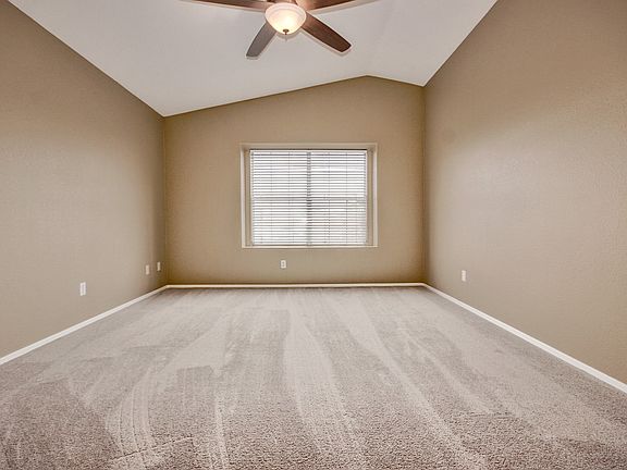 2nd image of 1014 W Kelton Ln