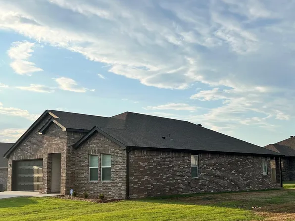 35 Wolfsbridge Loop, Cabot, AR 72023