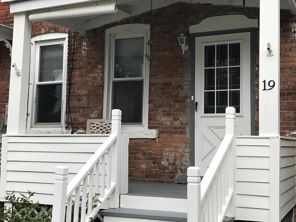 1st image of 19 Prospect St