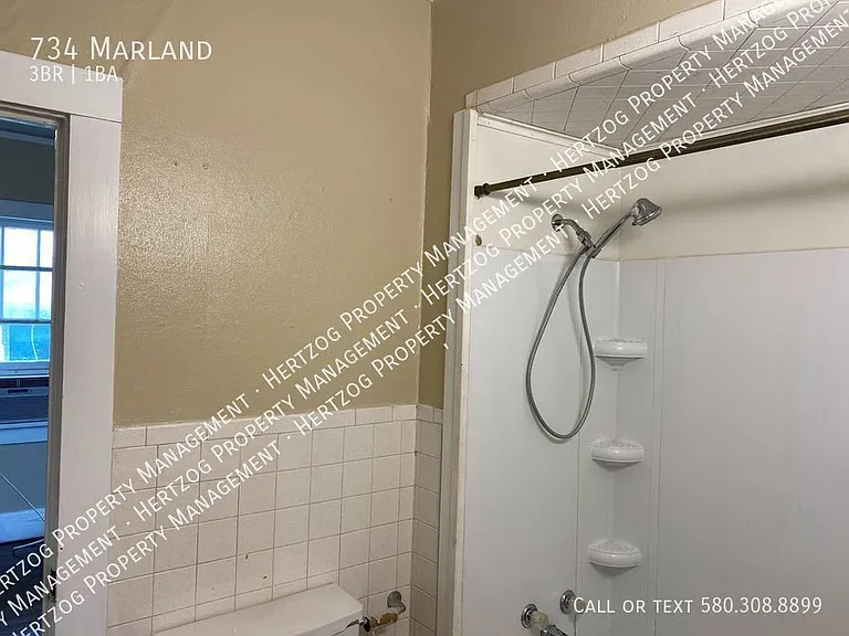 734 Marland Dr — Photo 20