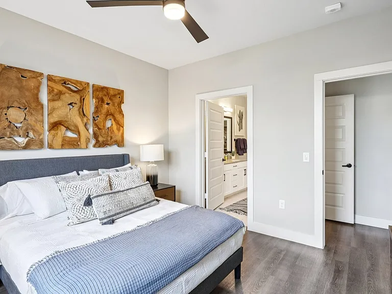 The Huntley — Photo 10
