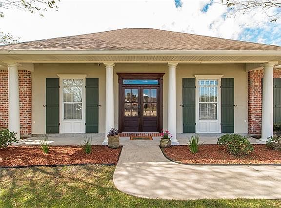 4th image of 121 Oak Knoll Ct
