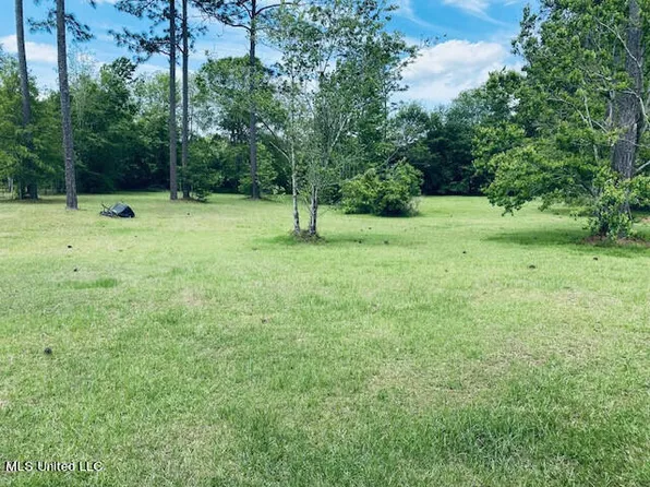 216 Timberlane Rd, Picayune, MS 39466