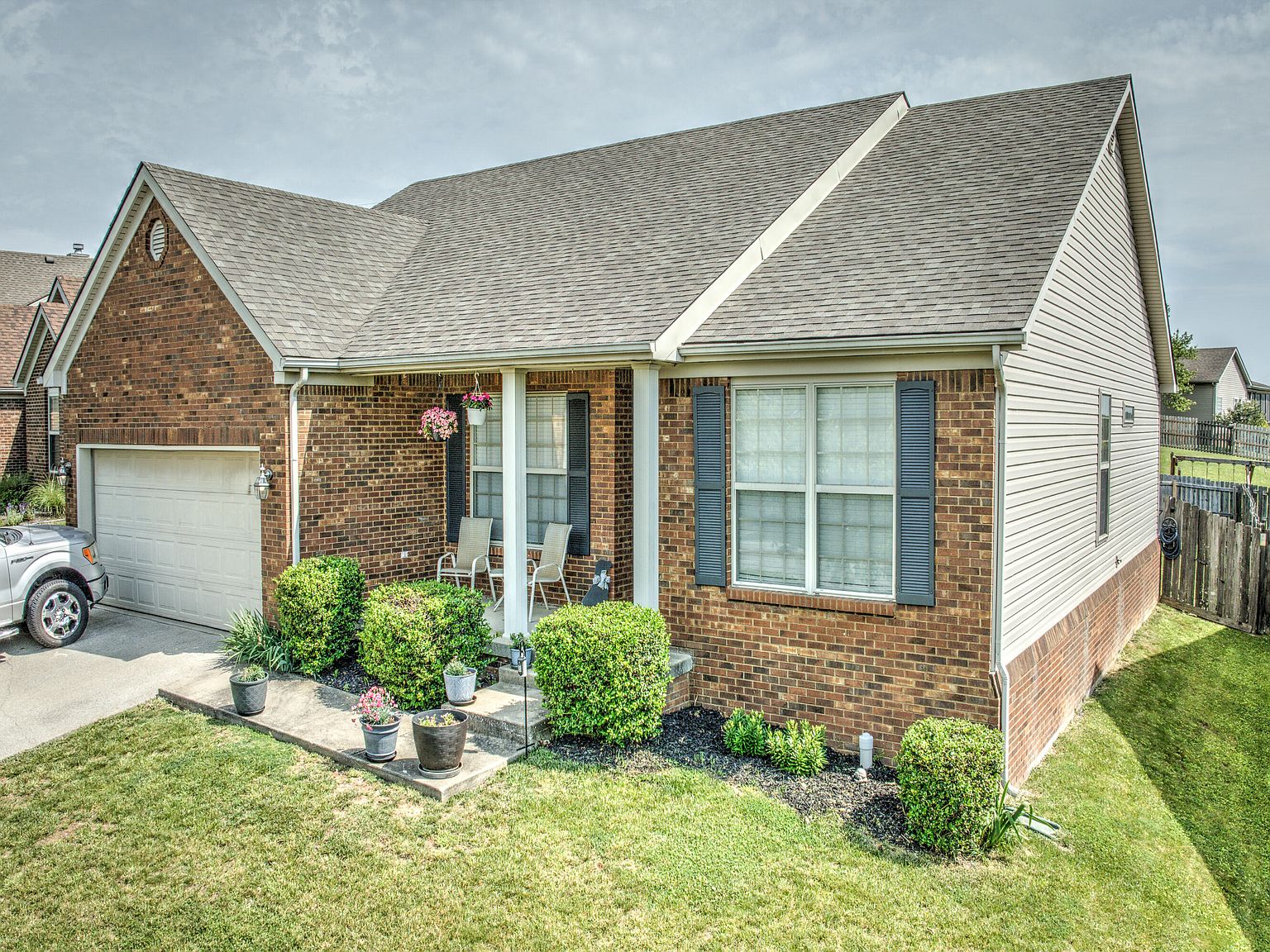 593 Southpoint Dr, Lexington, KY 40515 MLS 24009467 Zillow