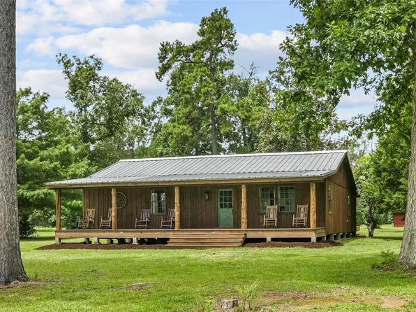 10654 Bevil Blvd, Kountze, TX 77625
