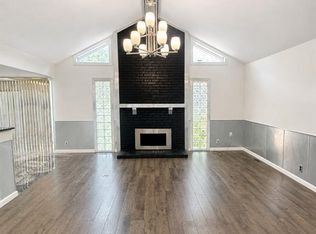 944 Ridgetree Ln, Saint Louis, MO 63131