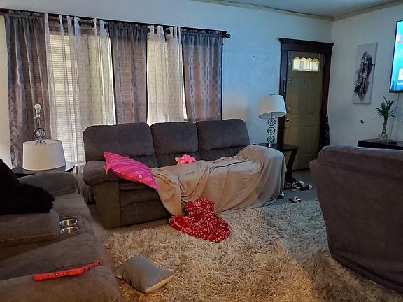 2nd image of 505 Park Way Dr #7