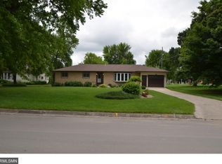 420 Birch Ave W, Hector, MN 55342