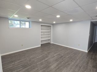 815 Aztec Dr #B, Frederick, MD 21701