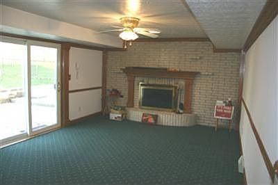 3rd image of 7147 Lee Dr
