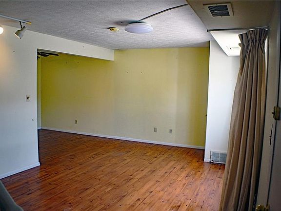 4th image of 222 Ivy Hill Ln #A-39