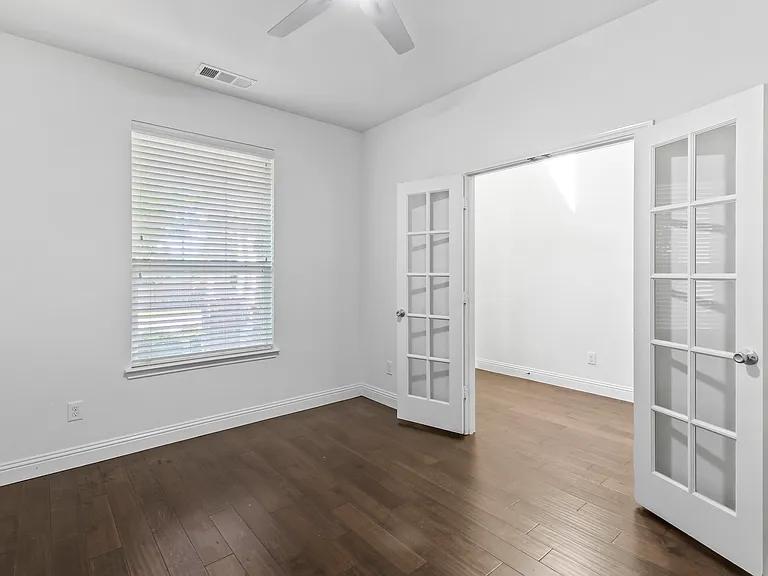 4424 Overbrook Dr — Photo 6