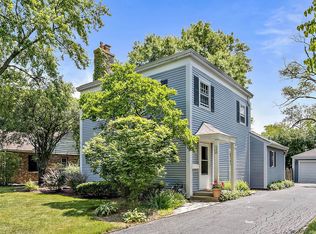 1939 Larkdale Dr, Glenview, IL