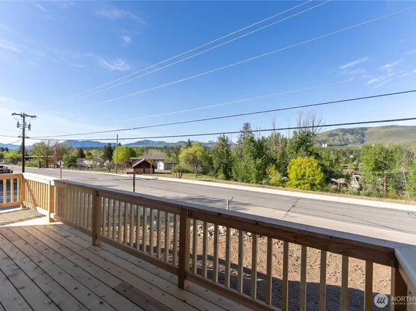 428 Castle Avenue, Winthrop, WA 98862