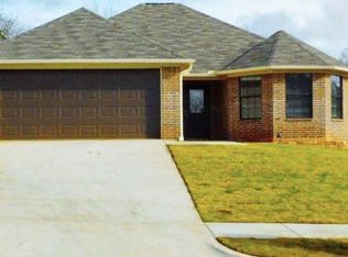 426 Tara Ln, Troup, TX 75789