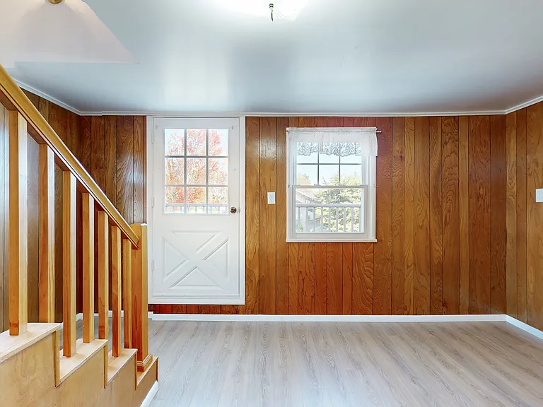713 N Broadway St — Photo 28