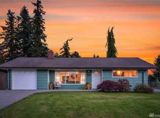 215 E View Ridge Dr, Everett, WA 98203