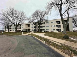 2601 W Willowlake Dr APT 12, Peoria, IL