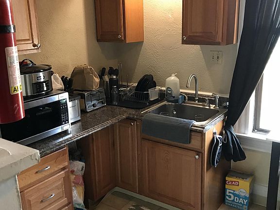 Left side of Kitchen