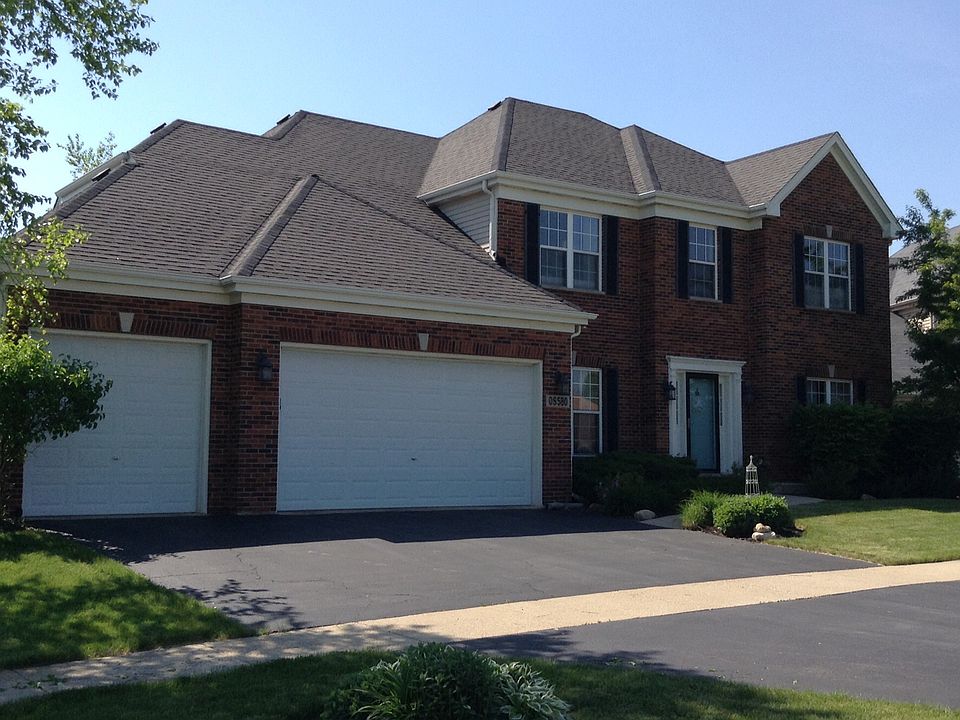 Premium cul de sac location.