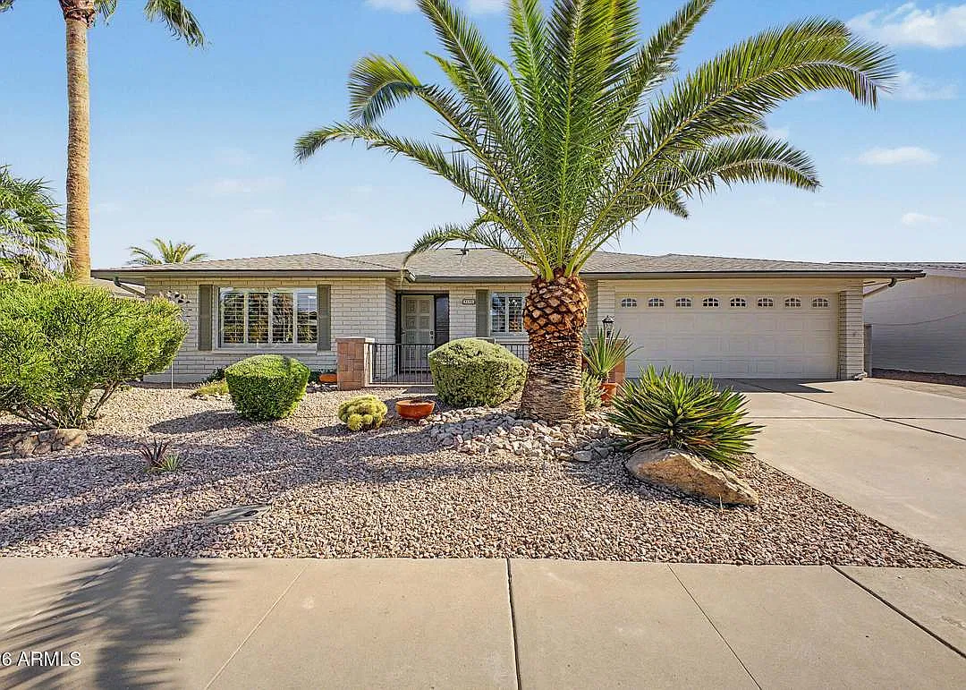 4143 E Crescent Ave — Photo 3