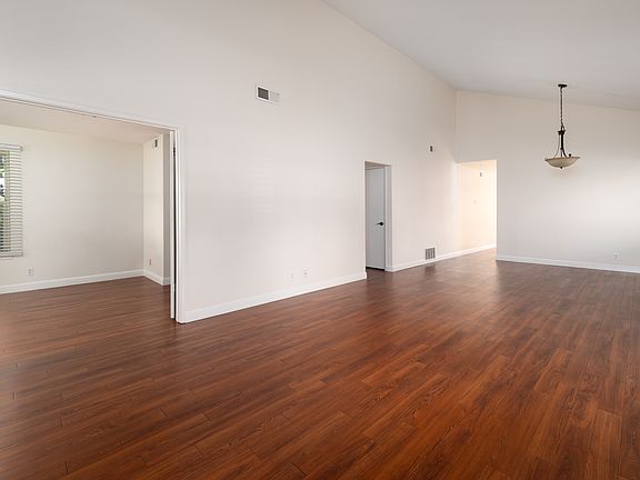 4th image of 2291 River Bed Ct
