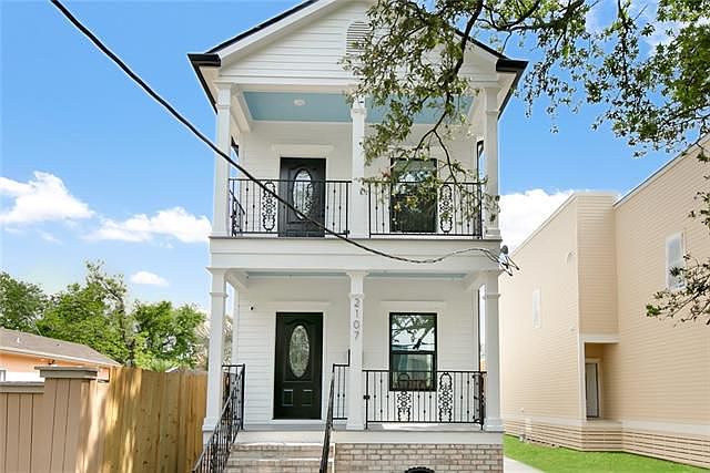 1st image of 2107 Bienville St #L